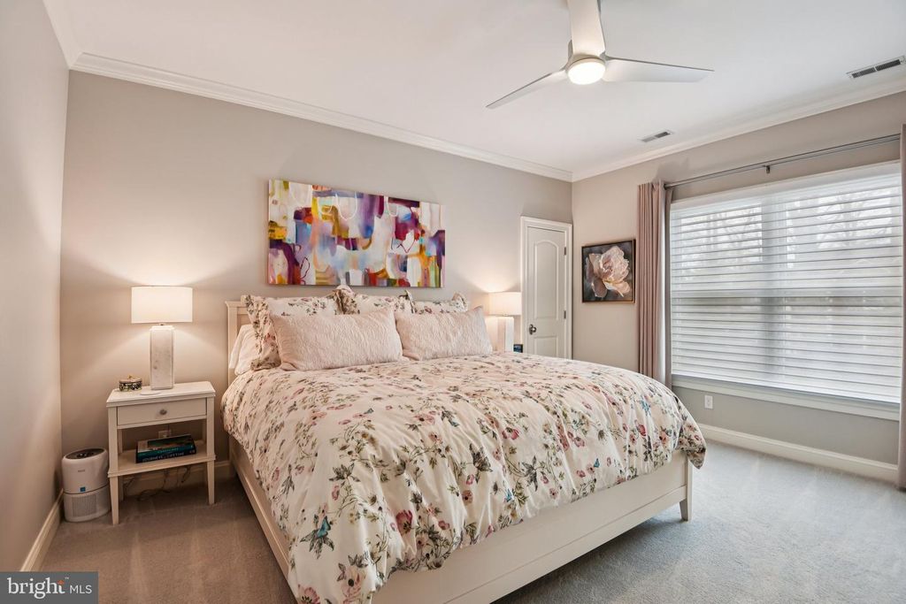 Image 57 of property listing at 2004 DIANE LN, Ellicott City, MD 21042