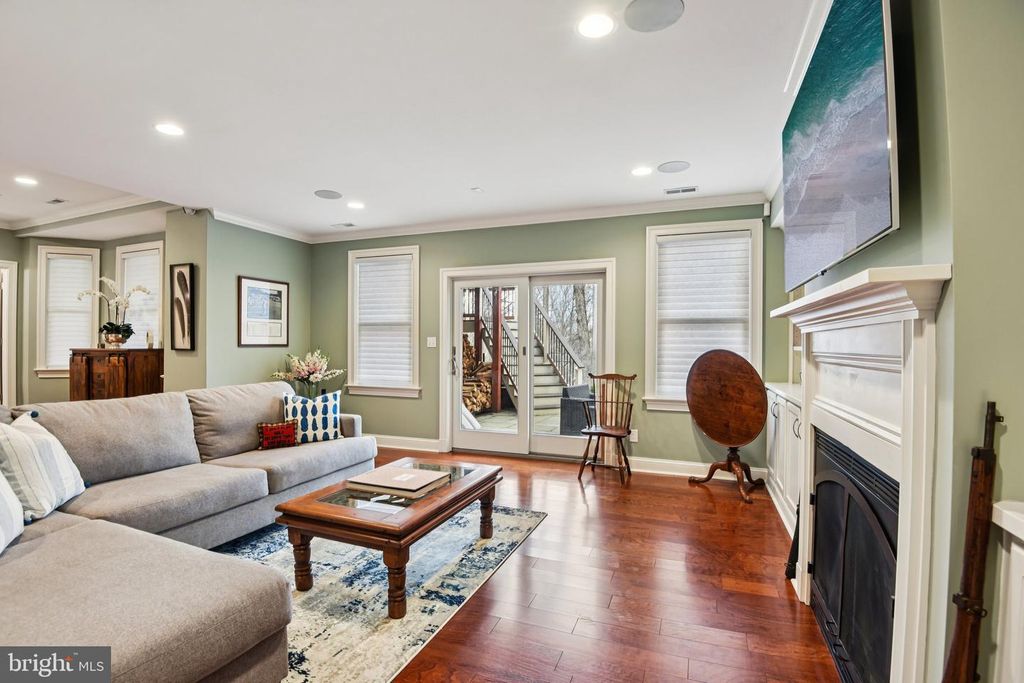 Image 66 of property listing at 2004 DIANE LN, Ellicott City, MD 21042