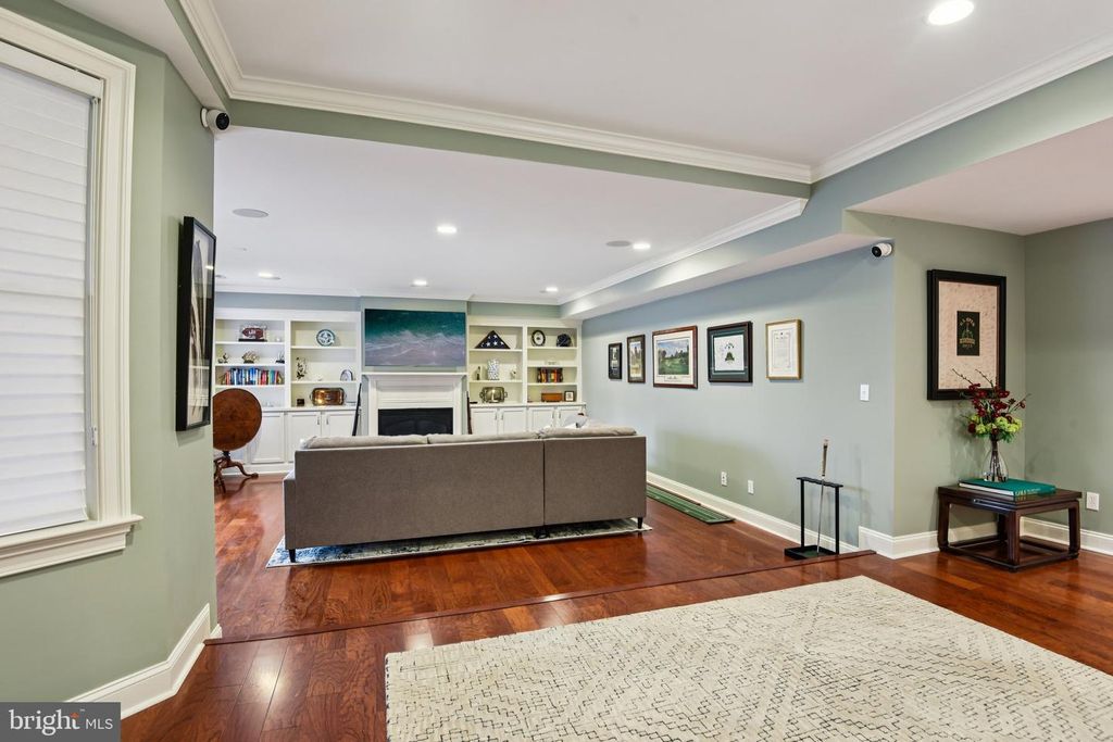 Image 67 of property listing at 2004 DIANE LN, Ellicott City, MD 21042