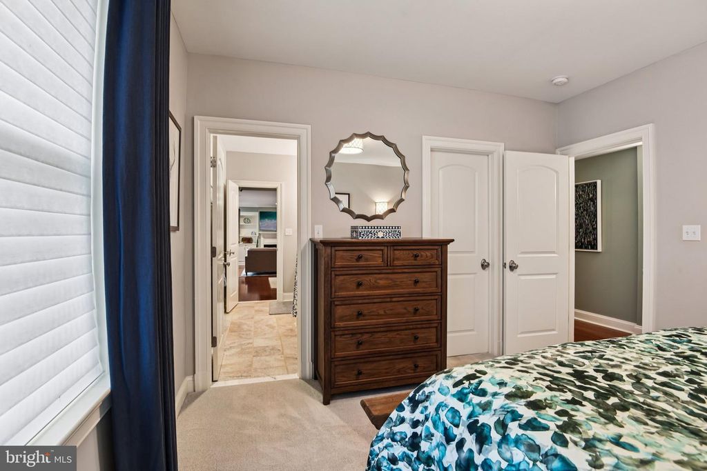 Image 74 of property listing at 2004 DIANE LN, Ellicott City, MD 21042