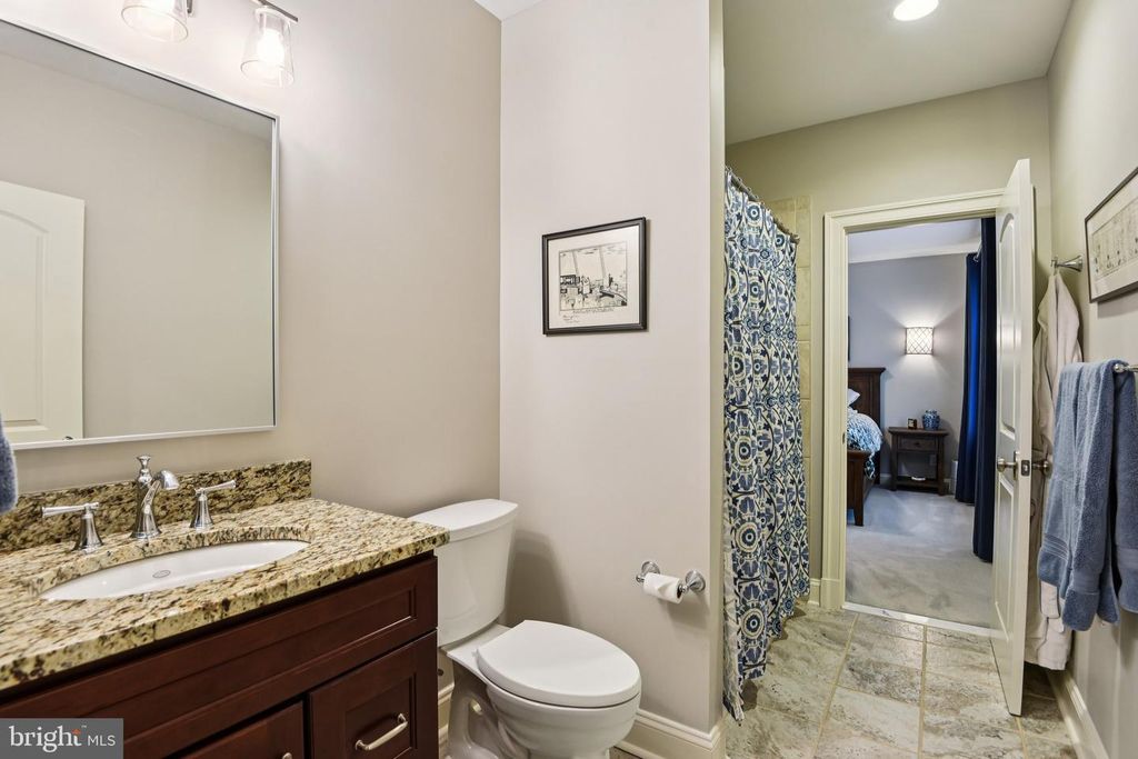 Image 76 of property listing at 2004 DIANE LN, Ellicott City, MD 21042