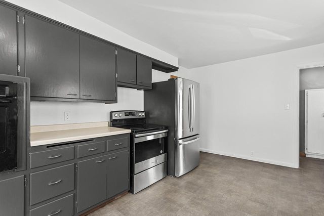 1008 S 9th STREET, Watertown, WI 53094