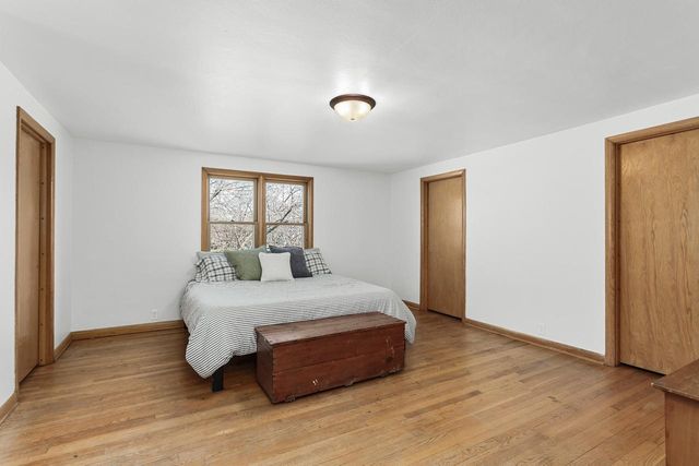 1008 S 9th STREET, Watertown, WI 53094