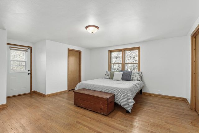 1008 S 9th STREET, Watertown, WI 53094