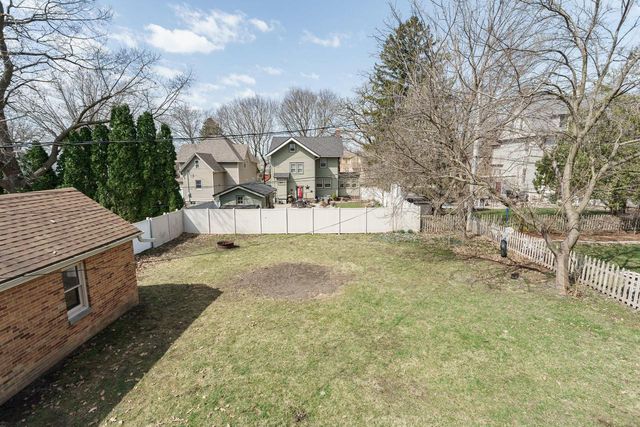 1008 S 9th STREET, Watertown, WI 53094