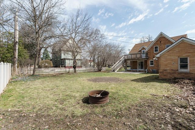 1008 S 9th STREET, Watertown, WI 53094