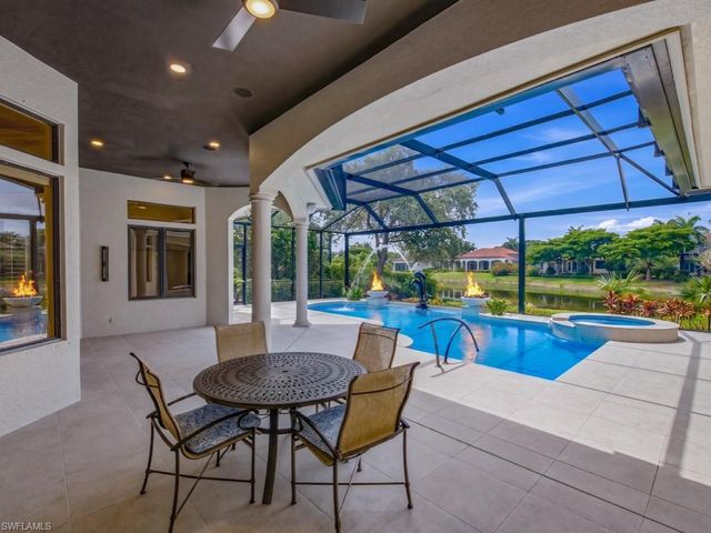 16488 Felicita CT, Naples, FL 34110