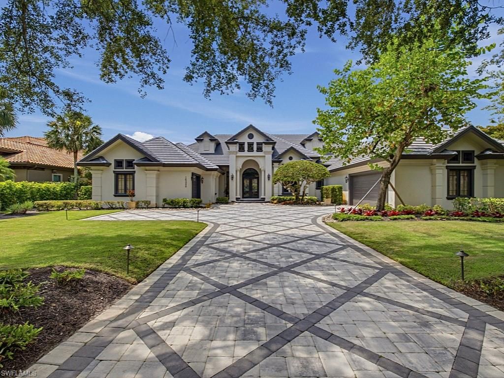 16488 Felicita CT, Naples, FL 34110
