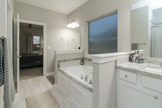 3892 Bridgeton Street, Springdale, AR 72762