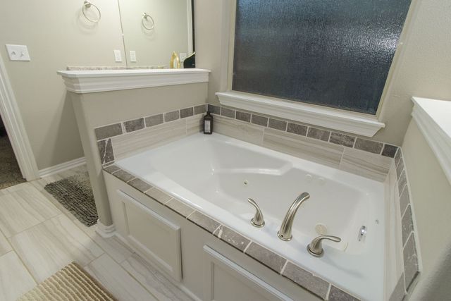 3892 Bridgeton Street, Springdale, AR 72762