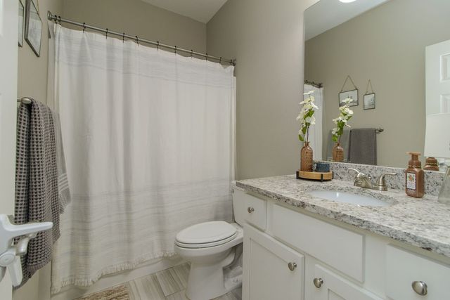 3892 Bridgeton Street, Springdale, AR 72762