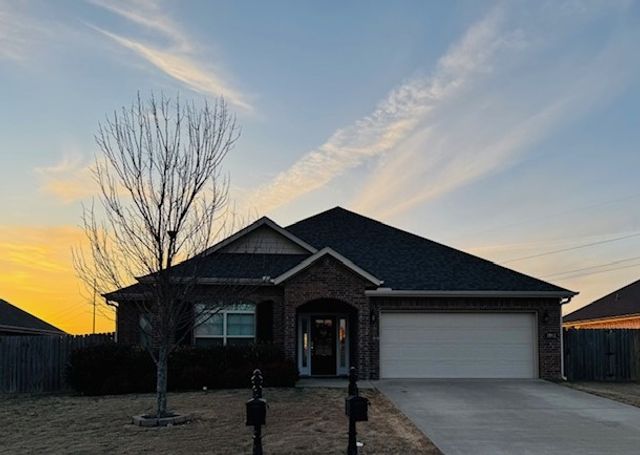 3892 Bridgeton Street, Springdale, AR 72762