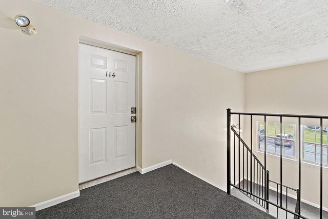 114 KENWOOD DR, Sicklerville, NJ 08081