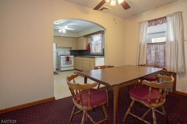 21 Spring St, Ogdensburg Boro, NJ 07439