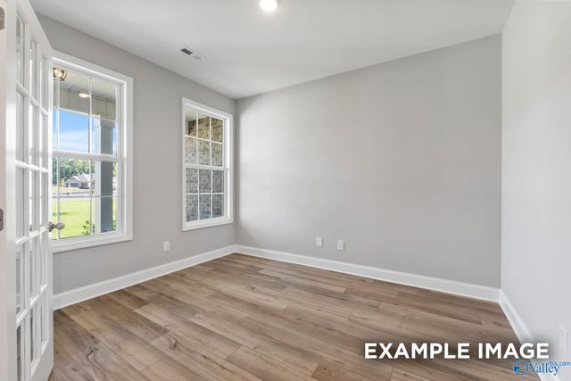 819 Ronnie Drive SE, Hartselle, AL 35640