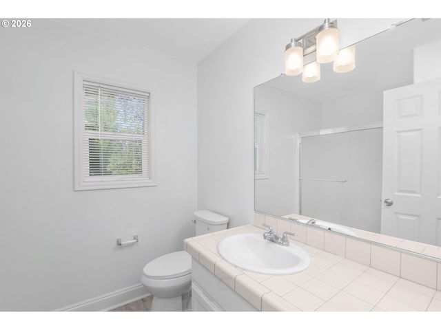 18556 Sw MUIRFIELD St, Beaverton, OR 97003