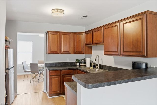 103 Westover Ave Apt 205, Norfolk, VA 23507