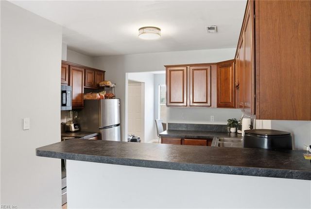 103 Westover Ave Apt 205, Norfolk, VA 23507