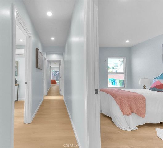 1827 W 76th, Los Angeles, CA 90047