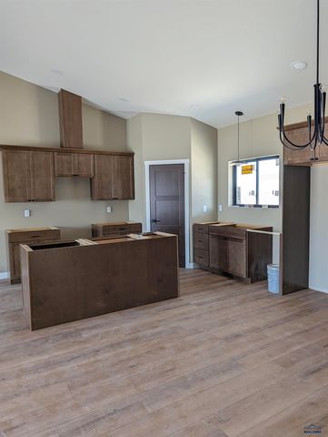 3407 PING DR, Rapid City, SD 57703