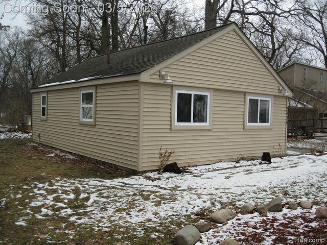 3438 Duffield Street, White Lake Charter Township, MI 48383