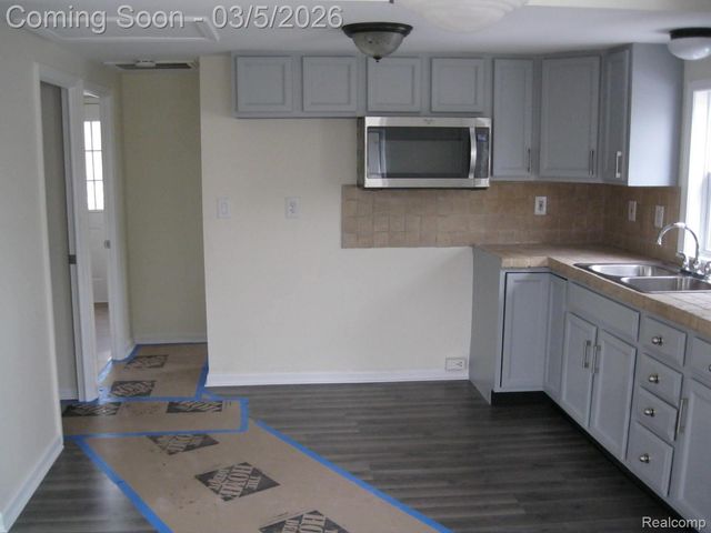 3438 Duffield Street, White Lake Charter Township, MI 48383