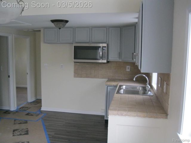 3438 Duffield Street, White Lake Charter Township, MI 48383