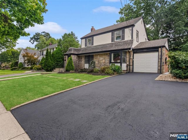 175 Manning Avenue, River Edge, NJ 07661