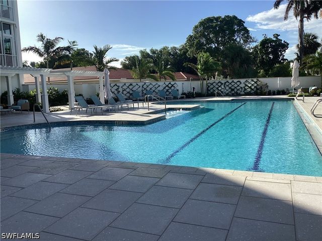 6573 Marissa LOOP 202, Naples, FL 34108