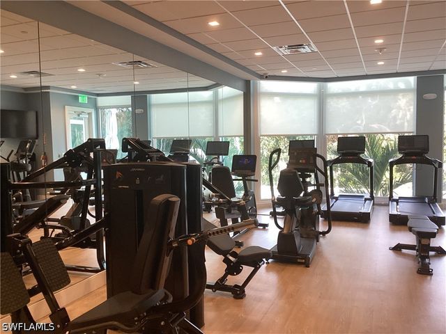 6573 Marissa LOOP 202, Naples, FL 34108