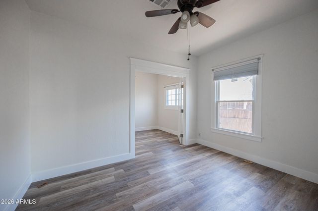 831 N 10TH Street, Phoenix, AZ 85006