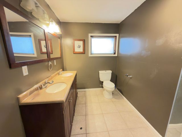 515 E Robinson Avenue, Crestview, FL 32539