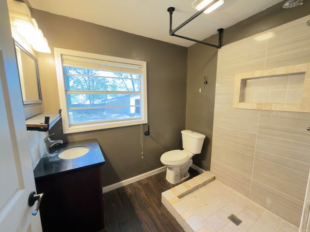 515 E Robinson Avenue, Crestview, FL 32539