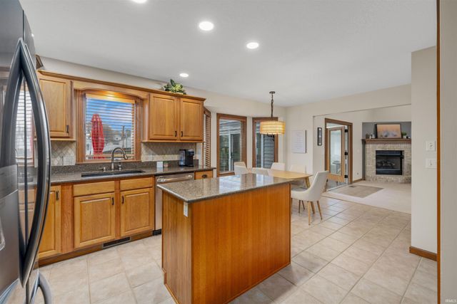 2312 LaForge Lane, Auburn, IN 46706