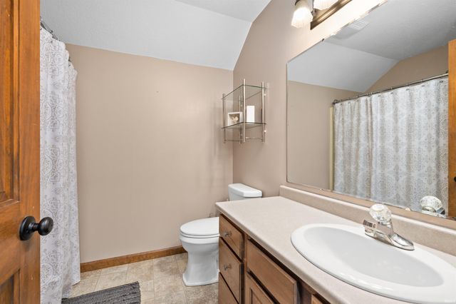 2312 LaForge Lane, Auburn, IN 46706