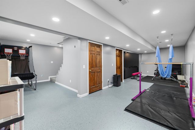 2312 LaForge Lane, Auburn, IN 46706