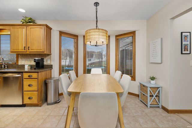 2312 LaForge Lane, Auburn, IN 46706