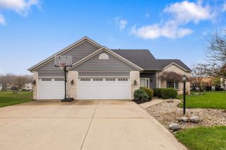 2312 LaForge Lane, Auburn, IN 46706