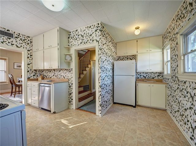 1739 2nd St, Corpus Christi, TX 78404