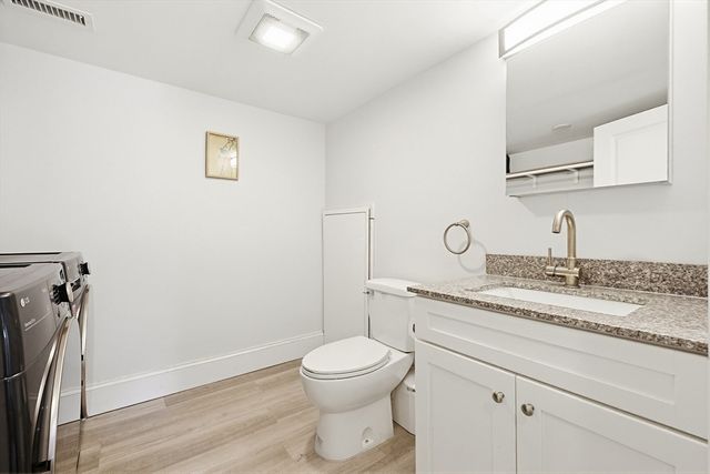 405 Main Street, Lynnfield, MA 01940