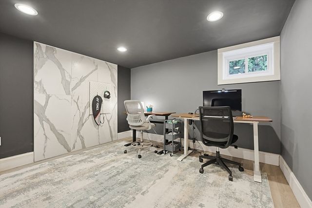 405 Main Street, Lynnfield, MA 01940