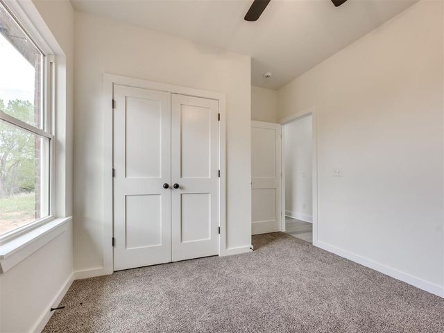 10131 S Meadows Lane, Guthrie, OK 73044