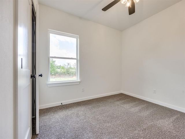 10131 S Meadows Lane, Guthrie, OK 73044