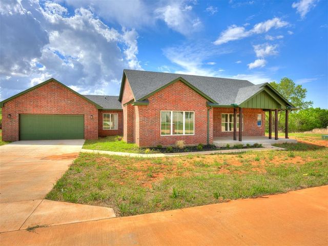 10131 S Meadows Lane, Guthrie, OK 73044