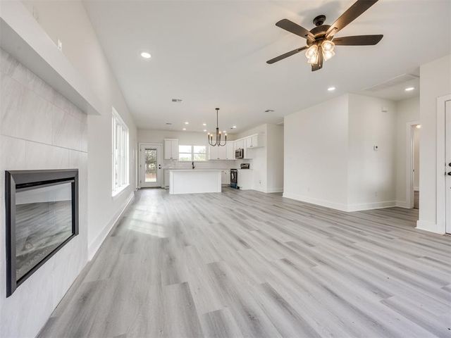 10131 S Meadows Lane, Guthrie, OK 73044