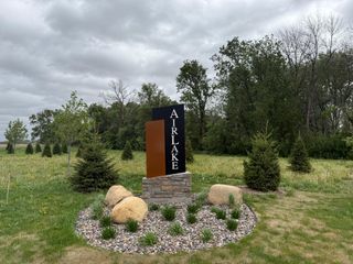 4843 Island Park Drive, Woodbury, MN 55129