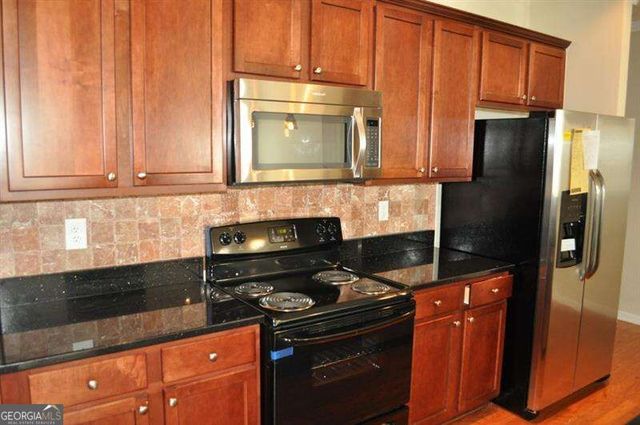 941 Pierce Ivy Court, Lawrenceville, GA 30043