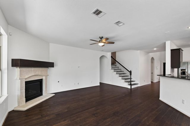 63 W Deer River Circle, The Woodlands, TX 77389