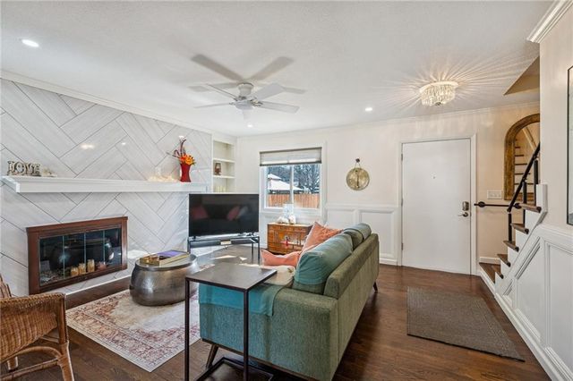 8604 W 84th Street, Overland Park, KS 66212