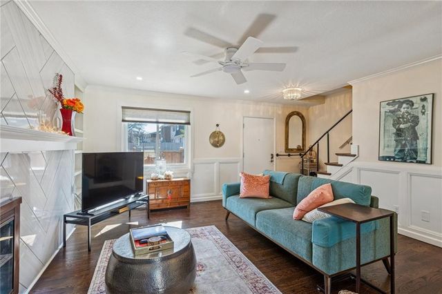 8604 W 84th Street, Overland Park, KS 66212